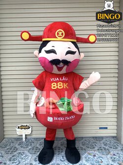 mascot than tai-vua lau hongkong-bingo costumes.JPG