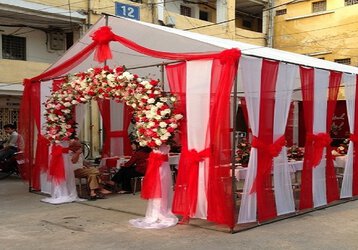 nhà bạt trắng đỏ.jpg
