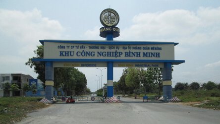 làm biển hiệu khu công nghiệp1.jpg