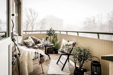 balcony-modern-vintage-interior-design.jpg