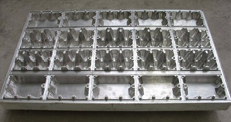 khuon dinh hinh 01.jpg