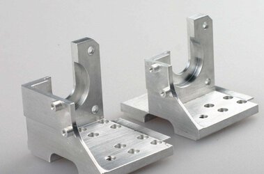 Youth-Robot-made-by-CNC-machining-parts.jpg
