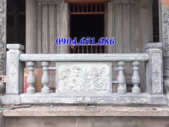 Mẫu lan can đá được trang trí bằng cảnh sen đẹp.jpg