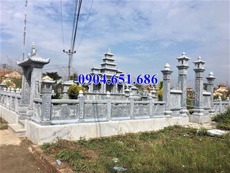 Giá của lan can đá, hàng rào đá tự nhiên khu lăng mộ, nghĩa trang gia đình, nhà mồ.jpg