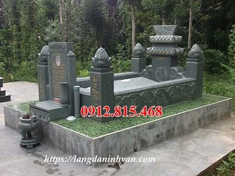 Mộ đá xanh rêu cao cấp.jpg