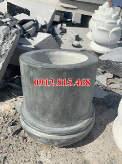 Mẫu bát hương đá xanh rêu đơn giản đẹp.jpg