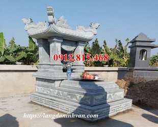 Hình ảnh mẫu một một mái che thiết kế xây bằng đá xanh rêu cao cấp kích thước chuẩn phong thủy.jpg