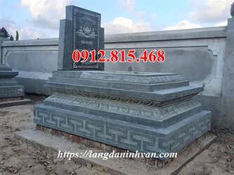 Mẫu mộ hậu bành đá xanh rêu cao cấp giá tốt tại cơ sở đá mỹ nghệ Ninh Vân - Ninh Bình.jpg
