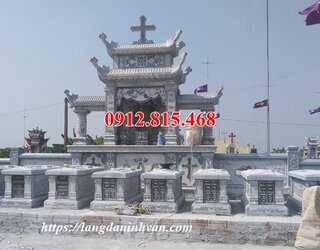 Mẫu lăng mộ gia đình của người theo đạo công giáo đẹp.jpg