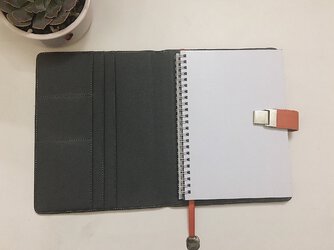 z2063831996312_9921a4d397cb8c318c7128088ad4b876.jpg