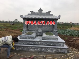 Mẫu mộ đôi bằng đá khối tự nhiên một mái đơn giản đẹp.jpg