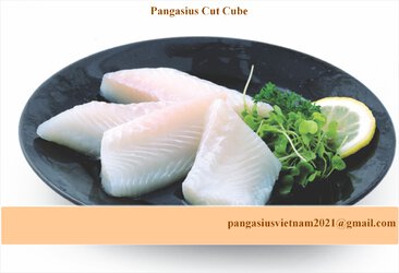 pangasius cut cube.jpg