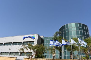 màng kính Politiv israel.jpg