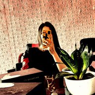 ThảoVy010517